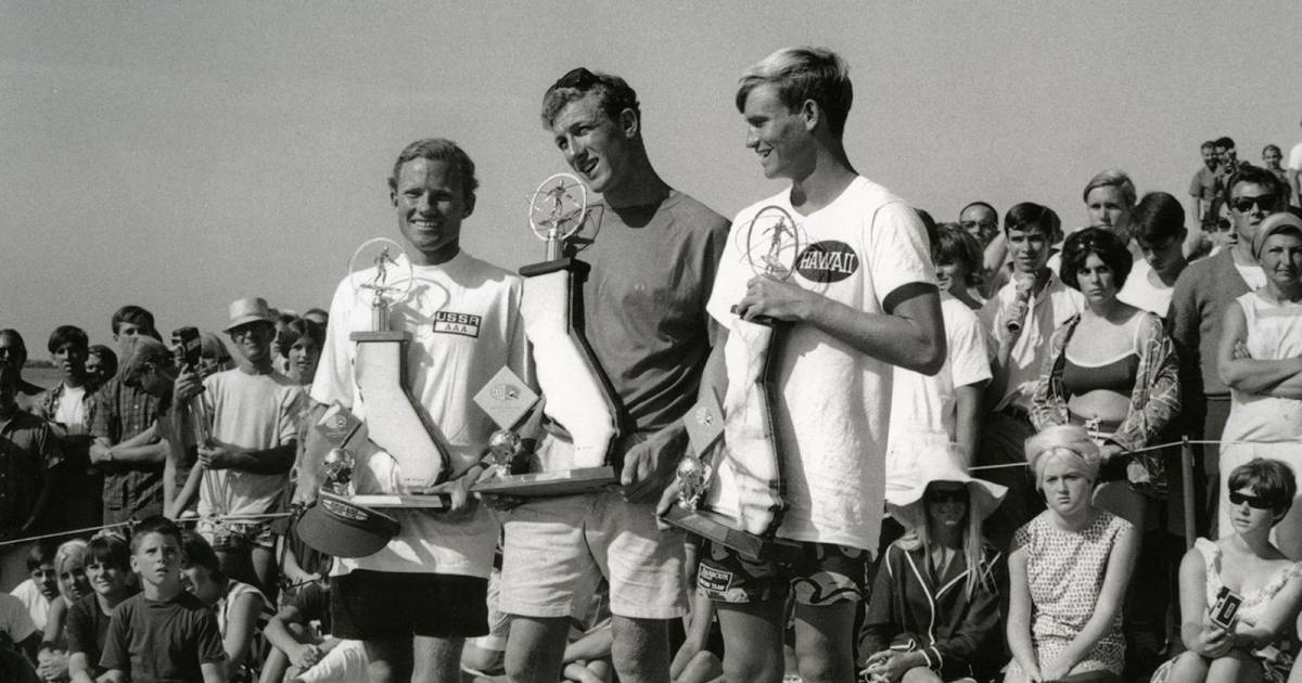 CA 1966 WORLD SURFING CHAMPIONSHIPS SAN DIEGO VINTAGE SURF SWEATSHIRT 